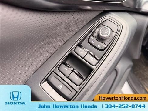 Used 2023 Subaru Crosstrek 2.5i Sport image 16