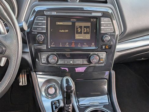 Used 2020 Nissan Maxima SR w/ Sport Mat Group image 12