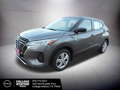 New 2025 Nissan Kicks Play S w/ Interior Electronics Package image 8