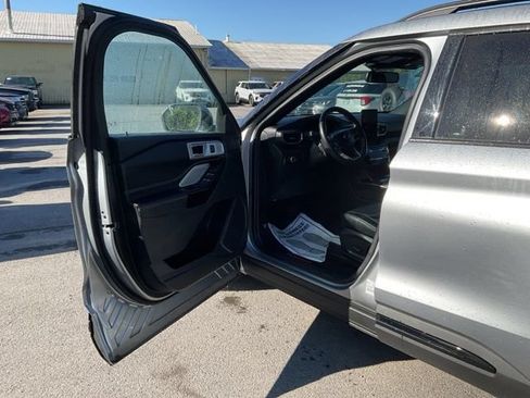 Used 2024 Ford Explorer ST w/ Equipment Group 401A AWD/4WD image 26