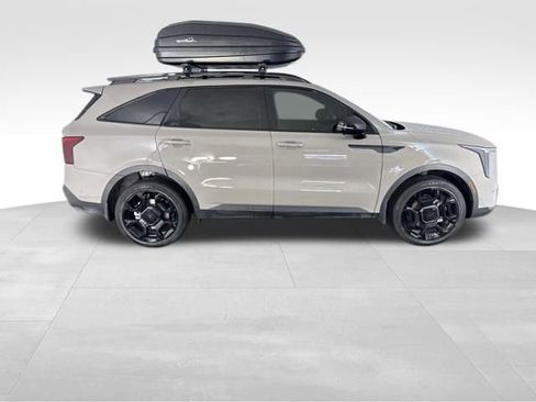 Certified 2025 Kia Sorento SX Prestige AWD/4WD image 6
