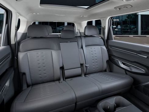 New 2026 Kia EV9 Wind image 16