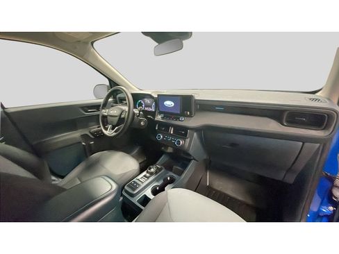 Certified 2022 Ford Maverick XL image 15