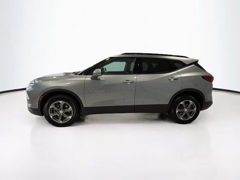 Used 2024 Chevrolet Blazer LT w/ Convenience Package FWD image 4