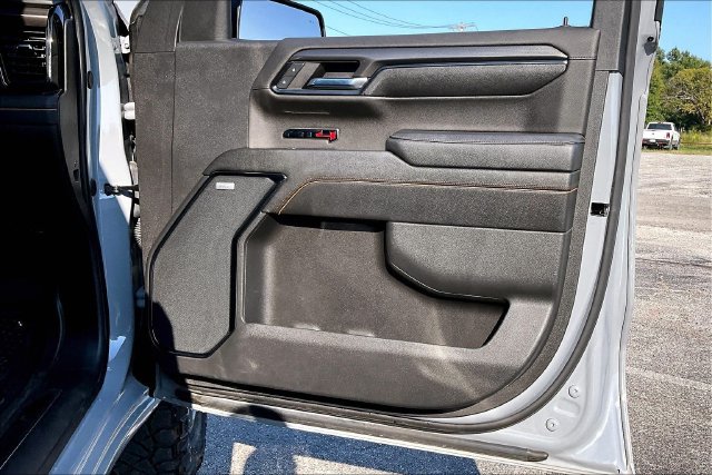 Used 2024 GMC Sierra 1500 AT4 w/ Technology Package AWD/4WD image 29
