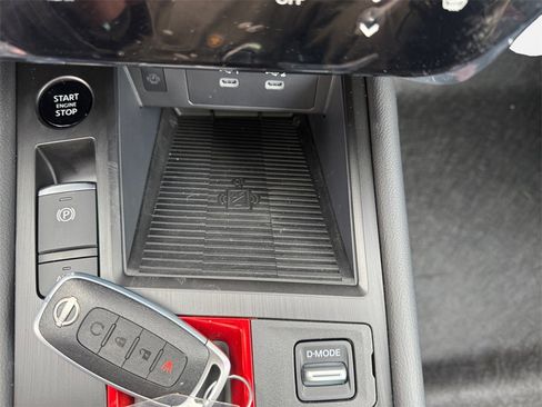 New 2026 Nissan Kicks SR w/ SR Premium Package image 31