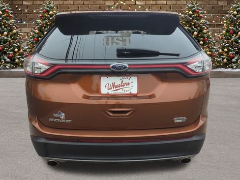 Used 2017 Ford Edge SEL image 4