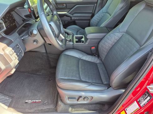 Used 2025 Toyota 4Runner TRD Off-Road Premium w/ Tow Technology Package AWD/4WD image 15