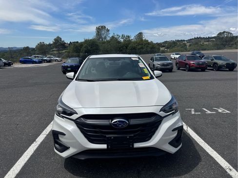 Used 2025 Subaru Legacy Premium AWD/4WD image 2