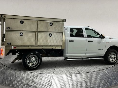 Used 2022 RAM 3500 Tradesman w/ Chrome Appearance Group image 9