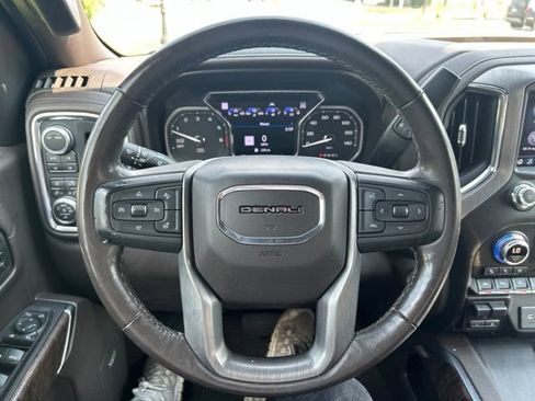Used 2020 GMC Sierra 1500 Denali w/ Denali Ultimate Package AWD/4WD image 34