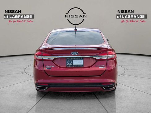 Used 2018 Ford Fusion Titanium image 9