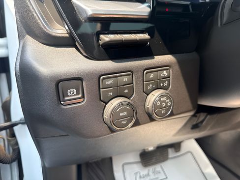 Used 2026 Chevrolet Silverado 2500 High Country w/ High Country Premium Package AWD/4WD image 19