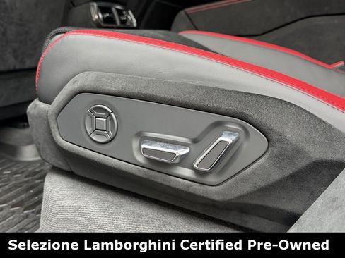 Used 2024 Lamborghini Urus Performante image 55