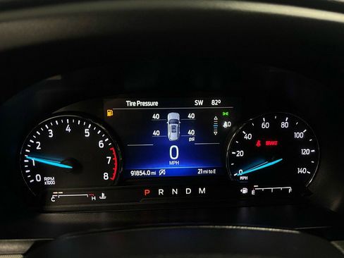 Used 2020 Ford Explorer XLT w/ Equipment Group 202A image 18