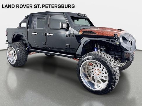 Used 2020 Jeep Gladiator Rubicon AWD/4WD image 3