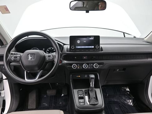 Used 2023 Honda CR-V LX image 31