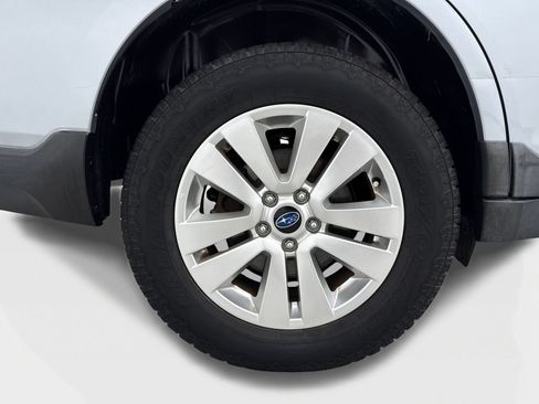 Used 2015 Subaru Outback 2.5i Premium AWD/4WD image 47