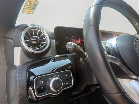 Used 2025 Mercedes-Benz CLA 250 4MATIC image 15