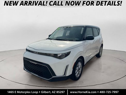 Used 2024 Kia Soul S FWD image 1