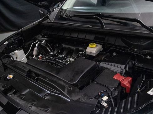 Used 2023 Nissan Pathfinder SV AWD/4WD image 27