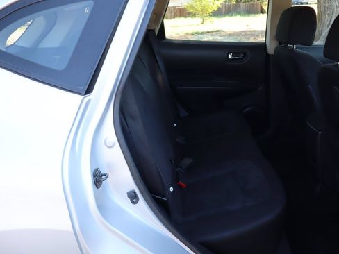 Used 2015 Nissan Rogue S w/ Convenience Package AWD/4WD image 21