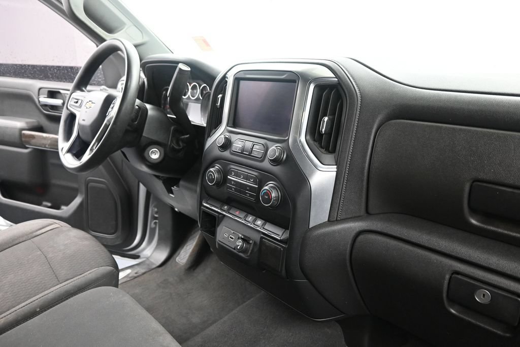 Used 2020 Chevrolet Silverado 1500 LT w/ Trailering Package AWD/4WD image 19