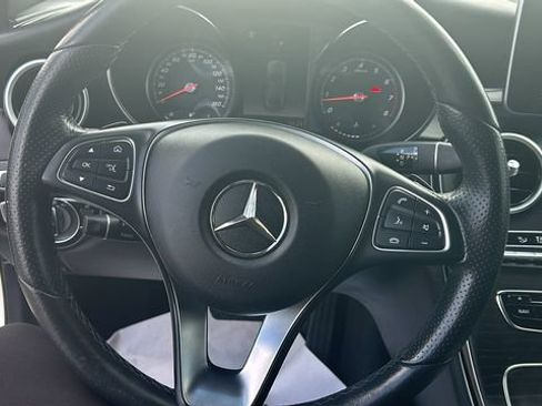 Used 2018 Mercedes-Benz C 300 Sedan image 19