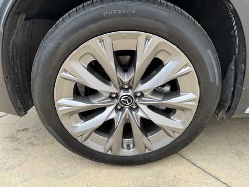 Used 2024 MAZDA CX-90 3.3 Turbo w/ Premium Package AWD/4WD image 7