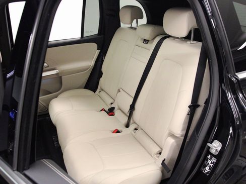 Certified 2025 Mercedes-Benz GLB 250 4MATIC image 20