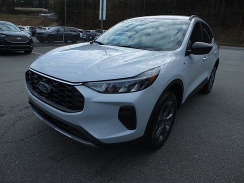 New 2026 Ford Escape ST-Line w/ Tech Pack #1 image 7