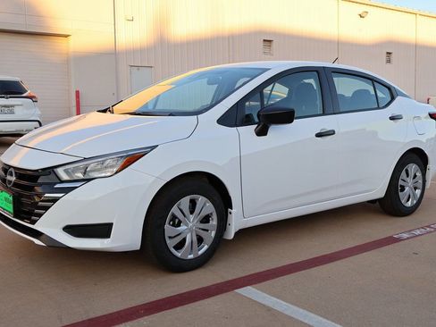 New 2025 Nissan Versa S w/ Trunk Package image 3