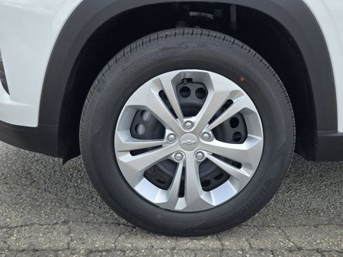 New 2026 Chevrolet Trax LS FWD image 14