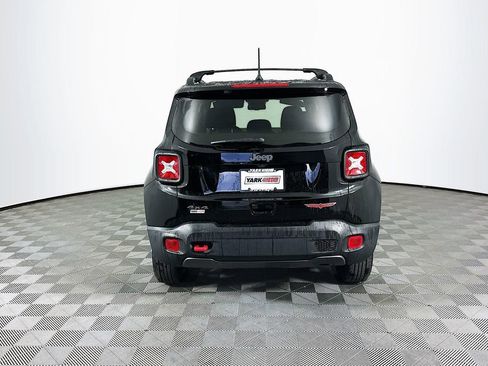 Used 2020 Jeep Renegade Trailhawk w/ Premium Leather Group image 9