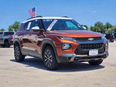 Used 2021 Chevrolet TrailBlazer ACTIV w/ Convenience Package AWD/4WD image 3
