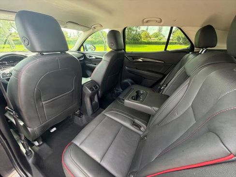 Used 2022 Buick Envision Essence w/ Sport Touring Package FWD image 18