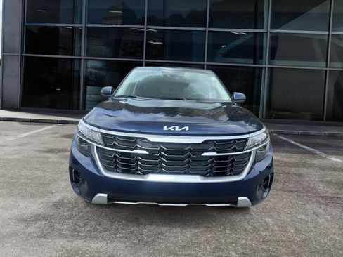 New 2026 Kia Seltos LX image 2