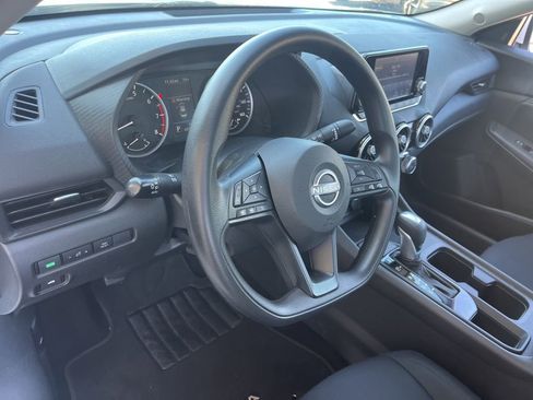 Used 2024 Nissan Sentra S FWD image 9