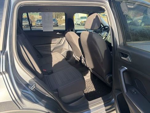Used 2024 Volkswagen Tiguan S image 16