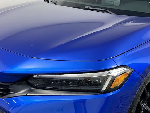 Used 2023 Honda Civic Sport image 11