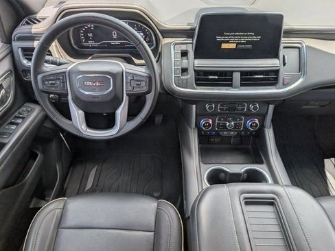 Used 2023 GMC Yukon XL SLT RWD image 6