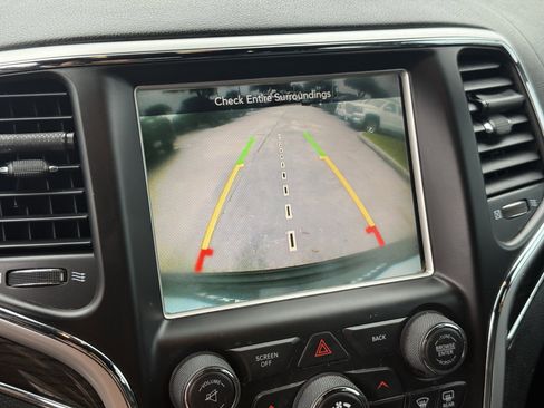 Used 2016 Jeep Grand Cherokee High Altitude RWD image 21