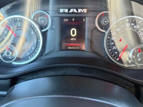 Used 2024 RAM 2500 Big Horn AWD/4WD image 19