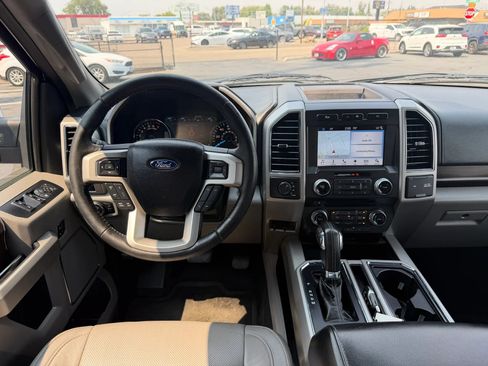 Used 2017 Ford F150 Lariat w/ Equipment Group 502A Luxury AWD/4WD image 22