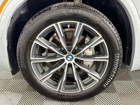 Used 2026 BMW X5 sDrive40i w/ M Sport Package RWD image 36