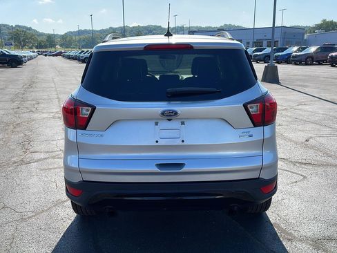 Used 2019 Ford Escape SE AWD/4WD image 4