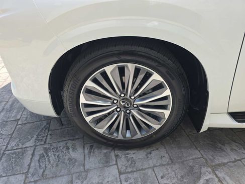New 2026 INFINITI QX80 Luxe w/ Cargo Package RWD image 8