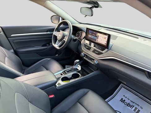 Certified 2025 Nissan Altima 2.5 SL FWD image 8