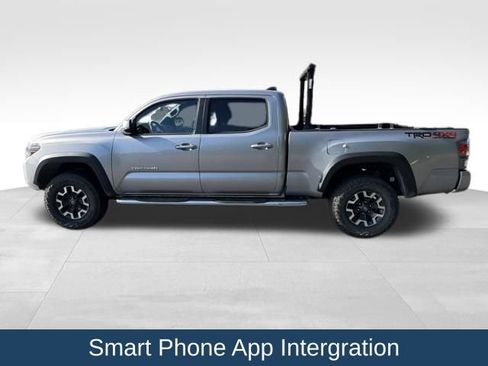 Used 2020 Toyota Tacoma TRD Off-Road w/ Technology Package AWD/4WD image 7