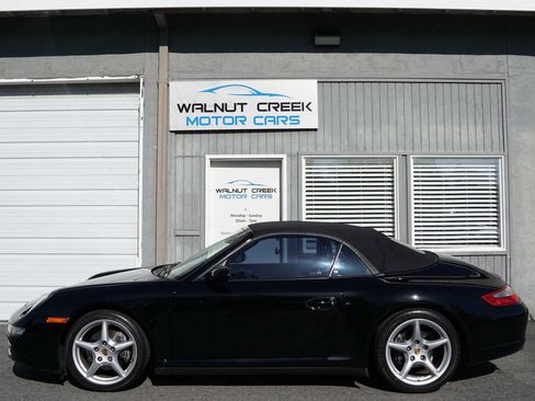 Used 2006 Porsche 911 Carrera 4 image 18